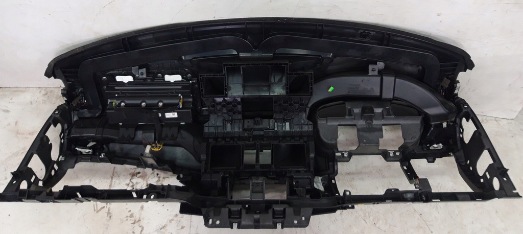 фото №10, Renault laguna iii консоль панель приладів приладова подушка безпеки ремені