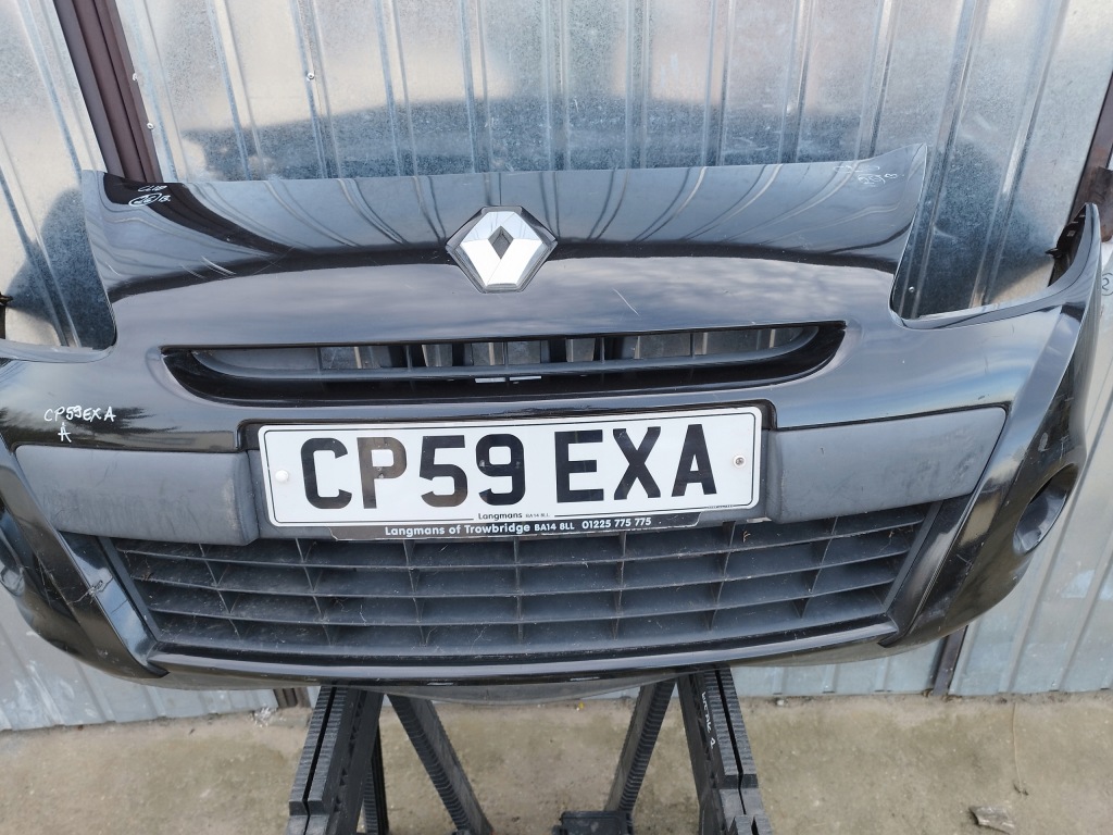 Бампер перед renault clio 3 рестайлинг  2009-2012 8200799930 185 nv676 Недорого