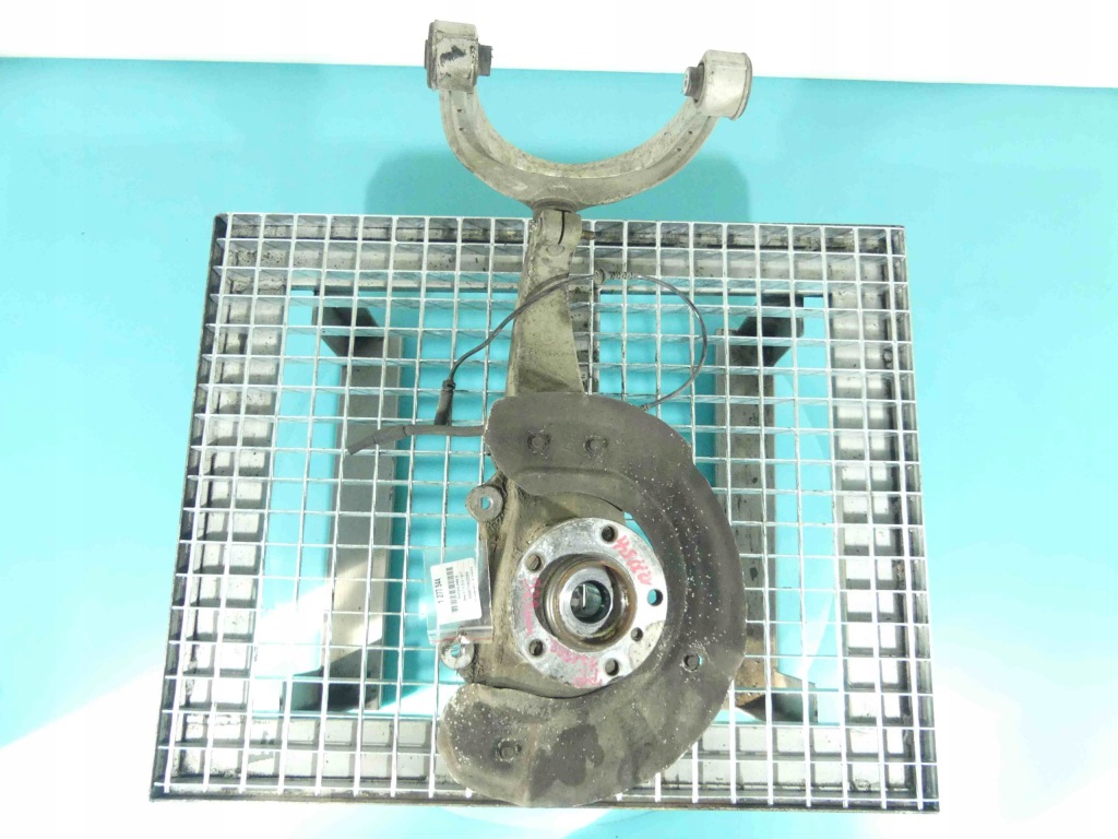 Купить Поворотный кулак правая ступица перед 2.0d bmw f10 xdrive