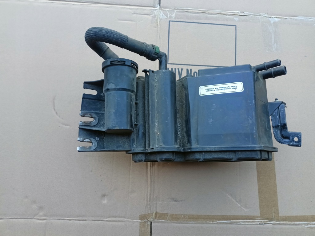 Купить Фильтр угольный maserati quattroporte vi