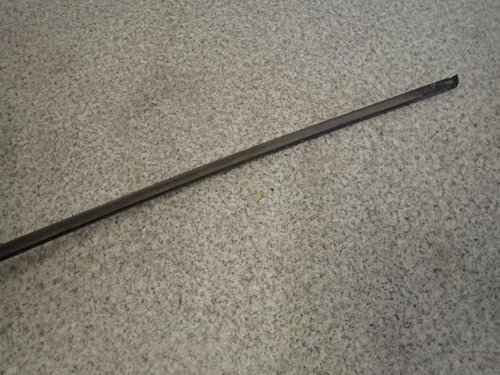 фото №6, Toyota corolla e12 kombi 03-07 молдинг кровельная левая