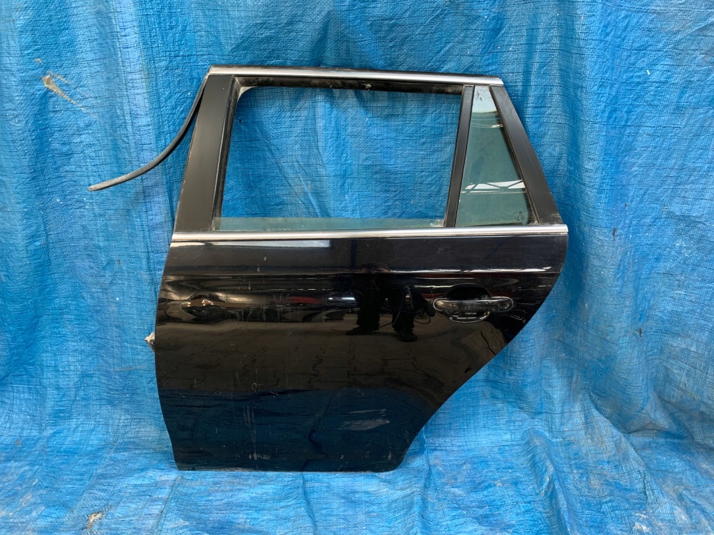 фото №1, Vw golf vi kombi левая задние дверь