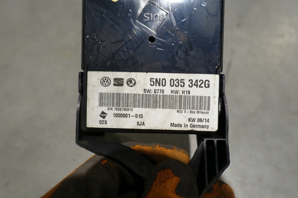 фото №3, Vw beetle jetta модуль інтерфейс мультимедійний