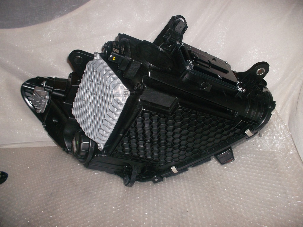 фото №10, Mercedes amg gt 192 w192 c192 фары лампы digital light полный nowe