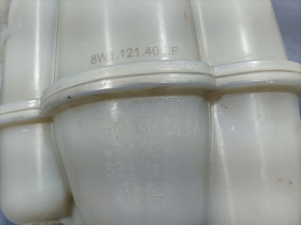 фото №5, Audi a5 f5 8w 3.0tdi 218km бачок расширительный 8w1121405