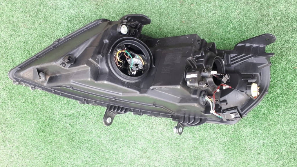 фото №4, Mahindra линза+ led лампа передняя