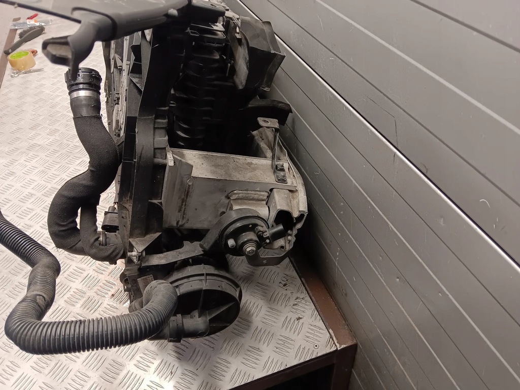 фото №15, Audi a4 s4 b8 8k 8k0807113d радіатор wody