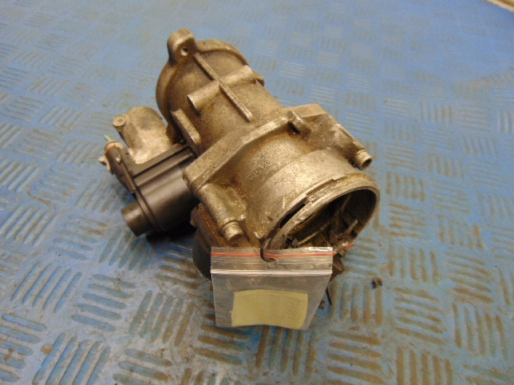 фото №9, Volkswagen passat b6 2.0tdi клапан egr 03g129637a