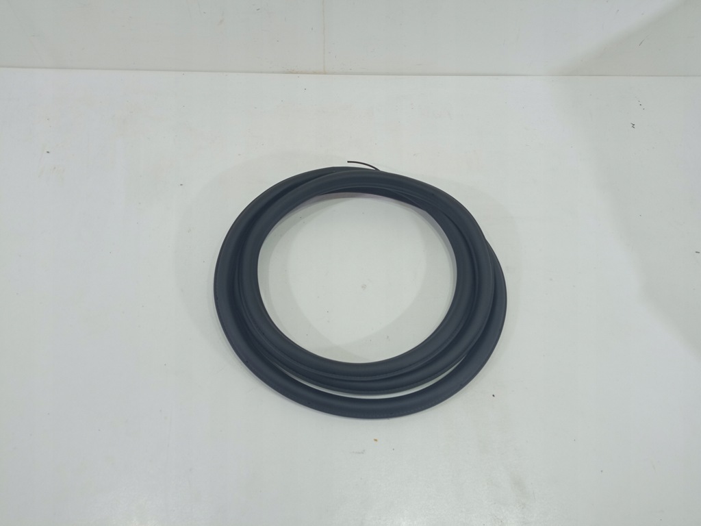 фото №1, Прокладка двері перед opel astra k 39179849