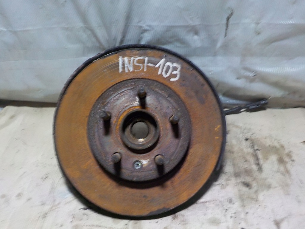 фото №1, Opel insignia 2.0d 2011r поворотный кулак правый перед