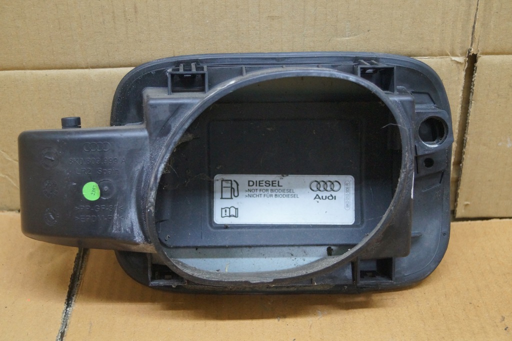 фото №6, Кришка заливної пального audi a4 b8 8k0809999a