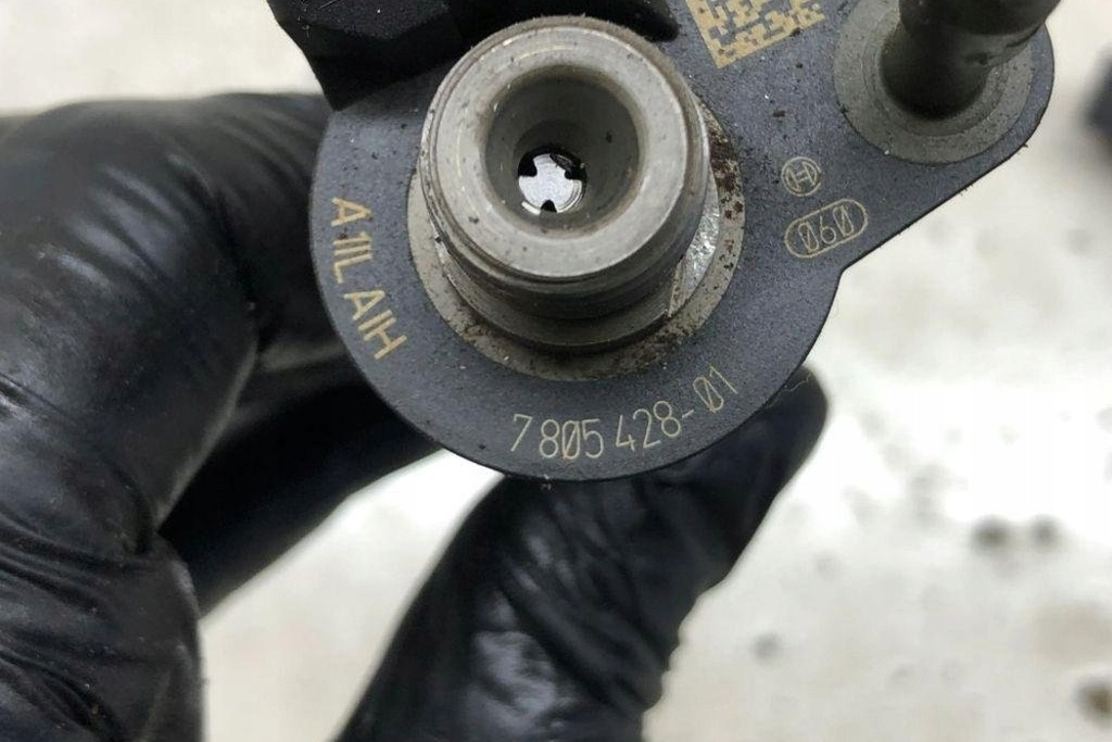 фото №15, Комплект форсунок bmw 3 coupe e92 780012302 3.0l дизель 2009