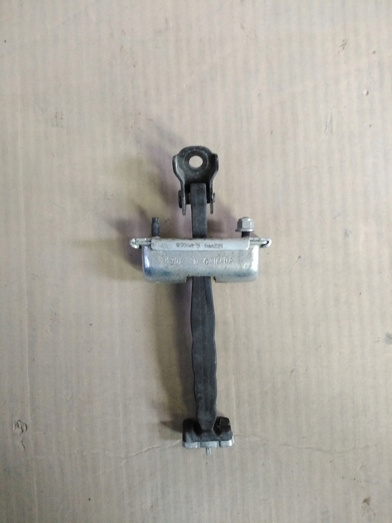 фото №1, Grandcherokee 030aad14a221 ограничитель дверь перед