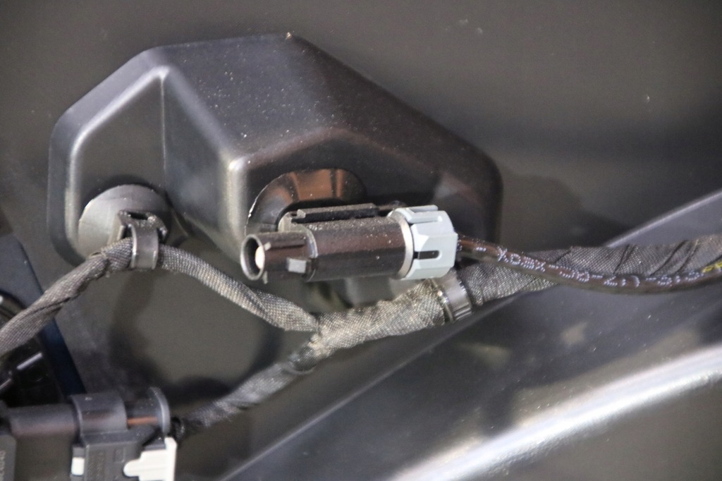 фото №8, Bmw 7 g70 i7 m-pakiet бампер перед передний c3z