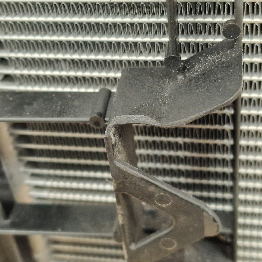 Комплект радиатор с вентилятор porsche cayenne 92a vw touareg 7p 7p0121253 в Украине