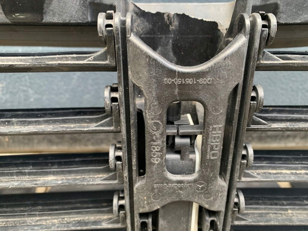 фото №8, Mercedes a w177 шторка жалюзи