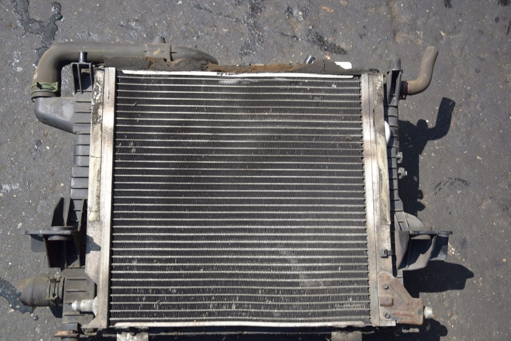 Радиатор с вентилятор renault megane 2 2.0 Цена