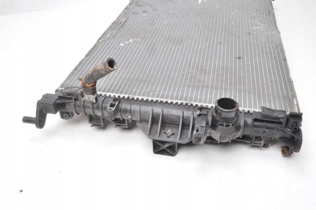 фото №8, Ford grand c-max mk2 kuga mk2 2.0 tdci радиатор wody 6g91-8005-fd