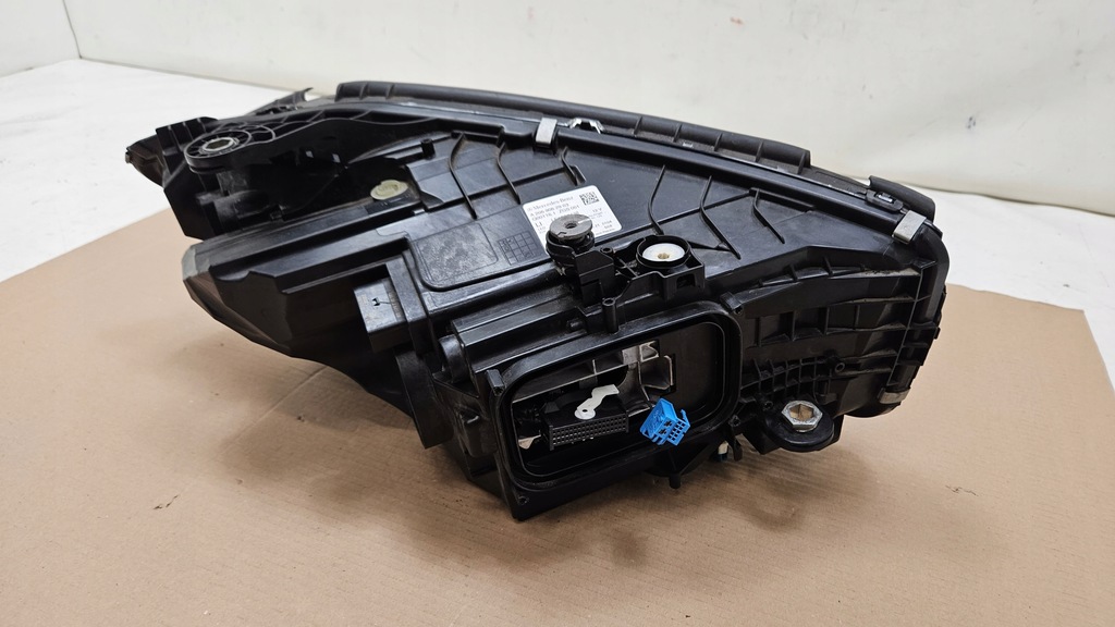 фото №7, Лампа левая перед mercedes c-klasa a206 full led