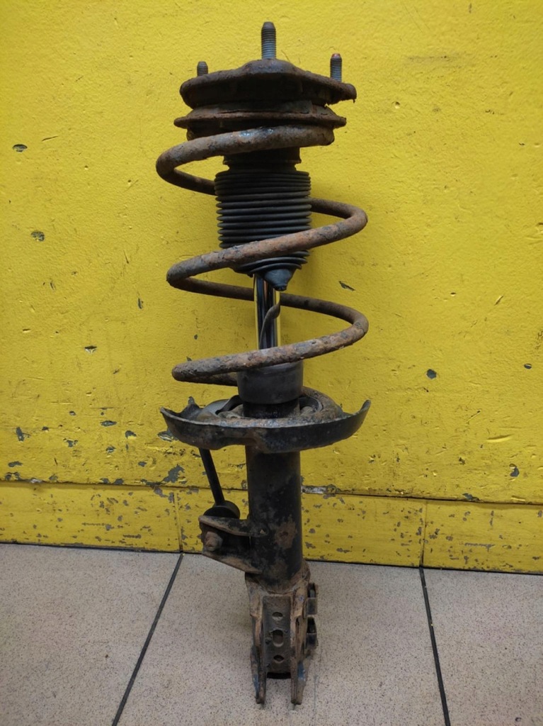 фото №1, Kia ceed i 1.6 16v амортизаторна стійка правий перед 546601h500