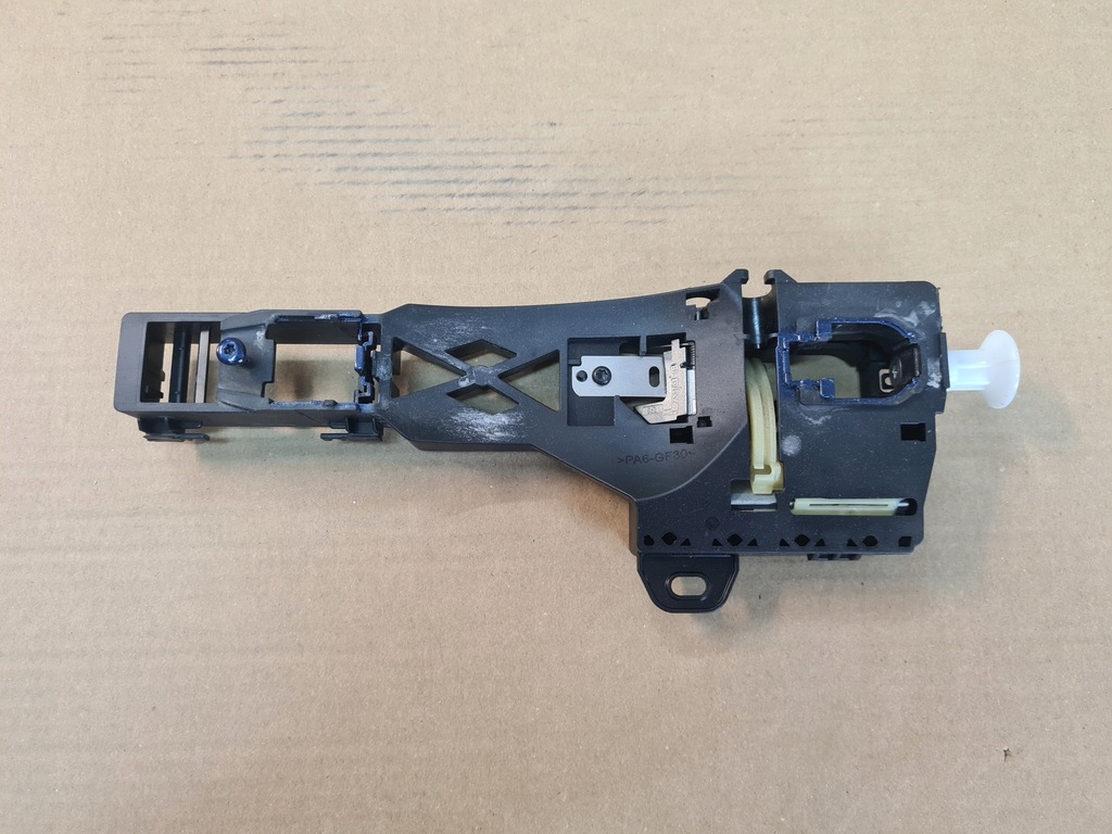 фото №1, Renault megane iv основа кронштейн ручка