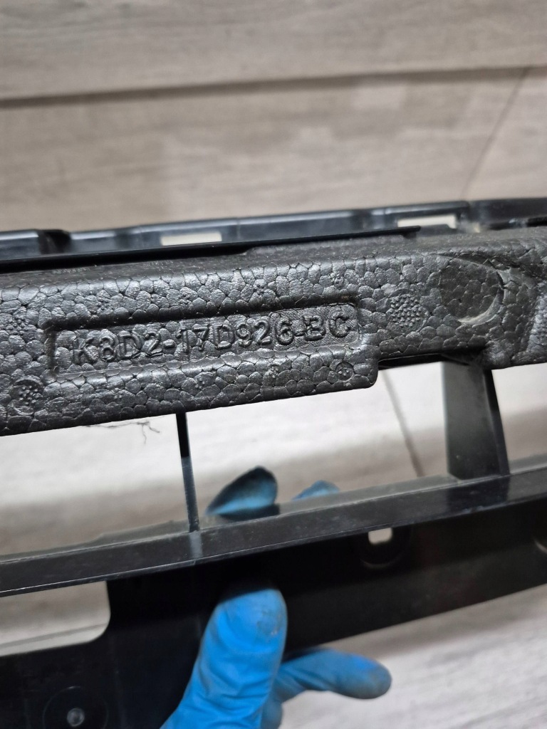 15779. evoque абсорбер бампер перед k8d2-17d926-bc Доставка