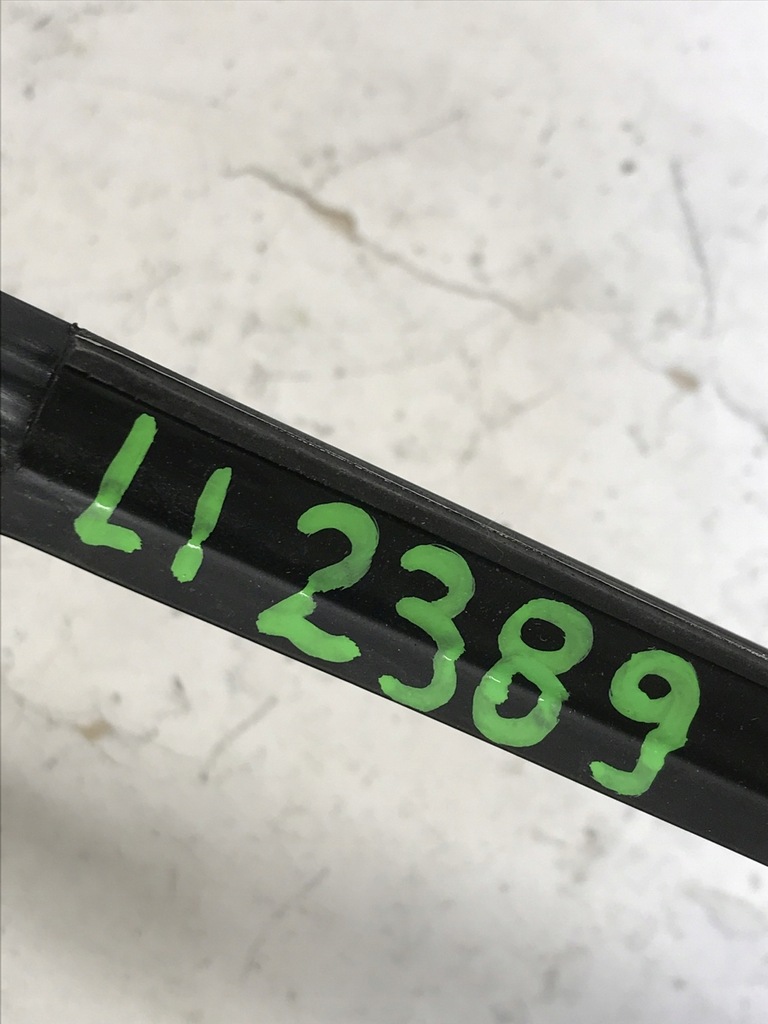 фото №10, Молдинг ущільнювач перед ліва bmw 5 g30 g31