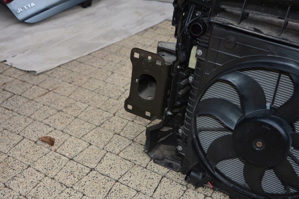 фото №11, Pas передний радиатор vw jetta 5c6 a6 2,0tdi cuu