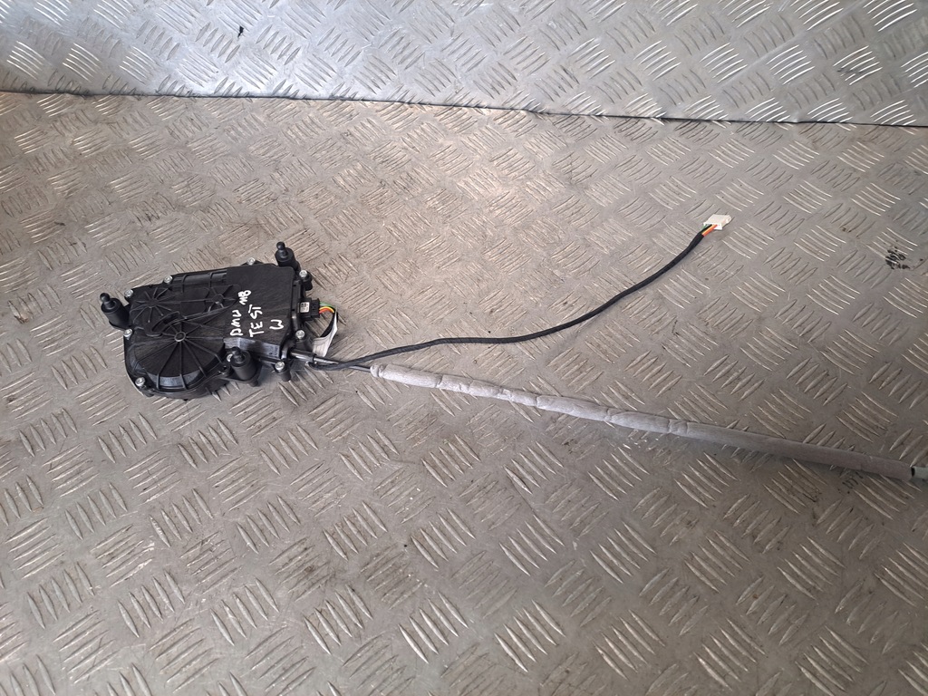 фото №7, Bmw 8 m850ix g16 замок крышки доводчик 7441014 7462715