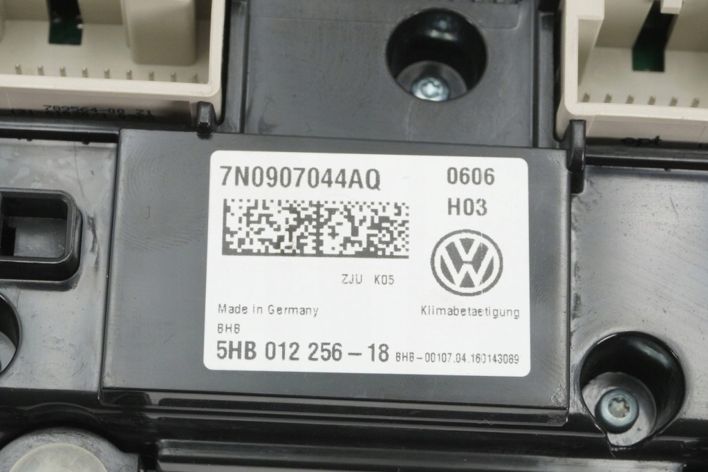 фото №7, Панель кондиционера vw sharan 7n0907044aq