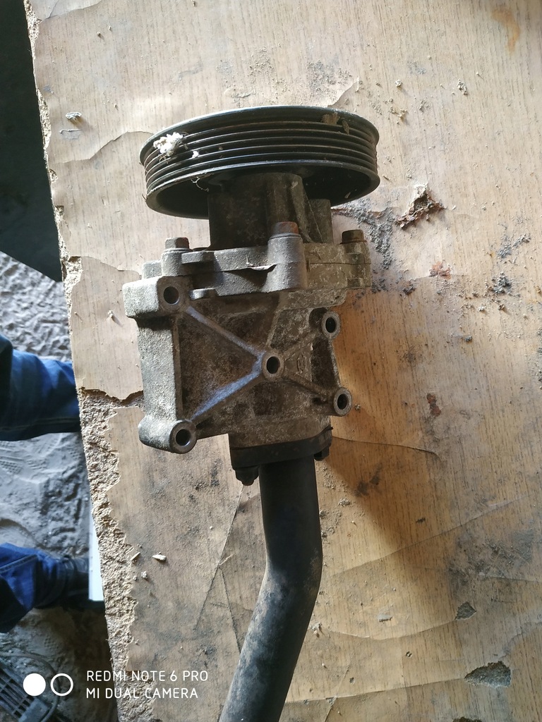 фото №1, Насос wody kia carens iii