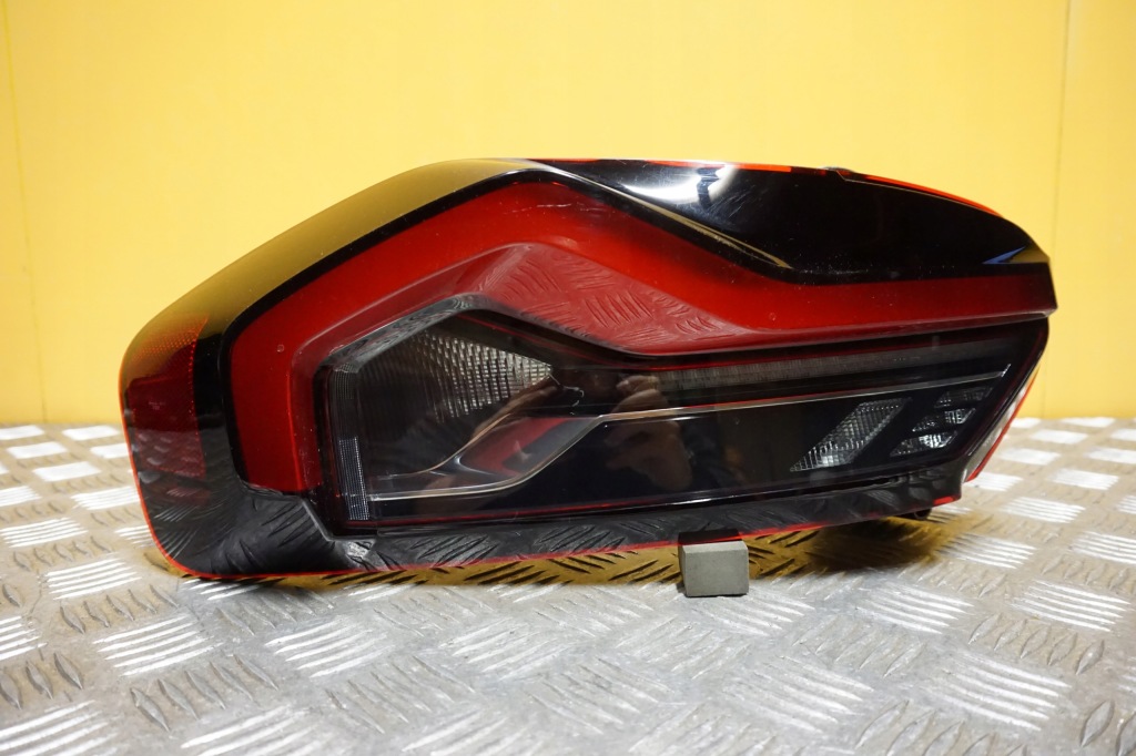 фото №1, Bmw 2 g42 2022 - лампа ліва задня led задня usa