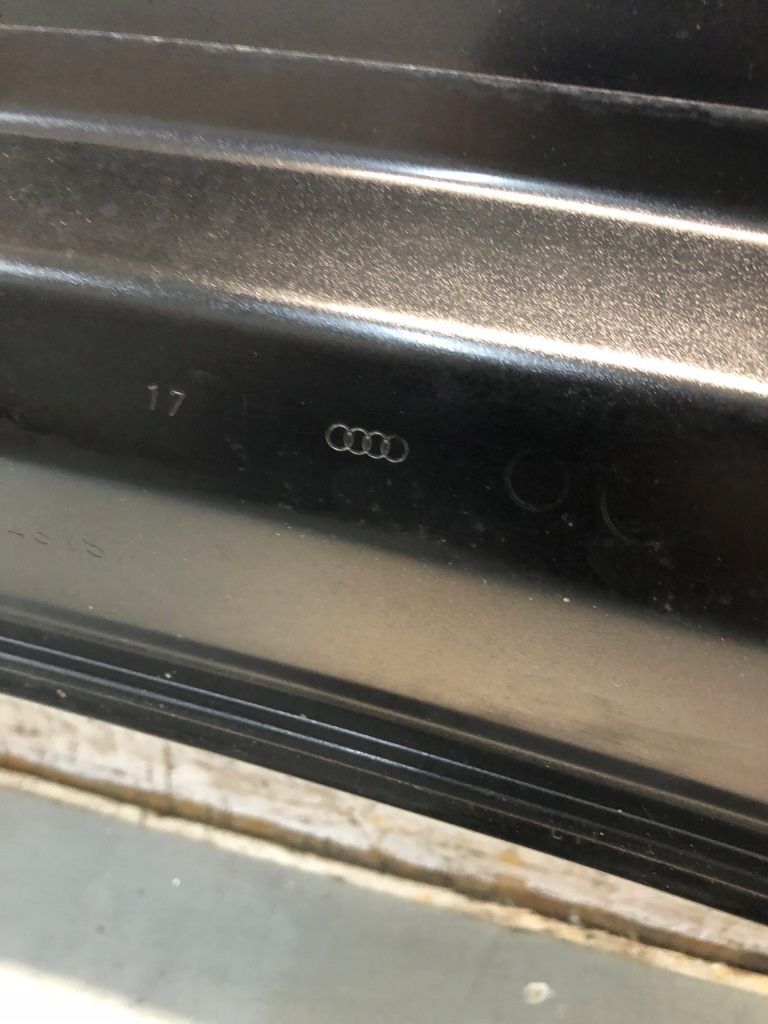 Капот крышка двигателя audi a4 b8 8k рестайлинг  12-15r ly9b Доставка