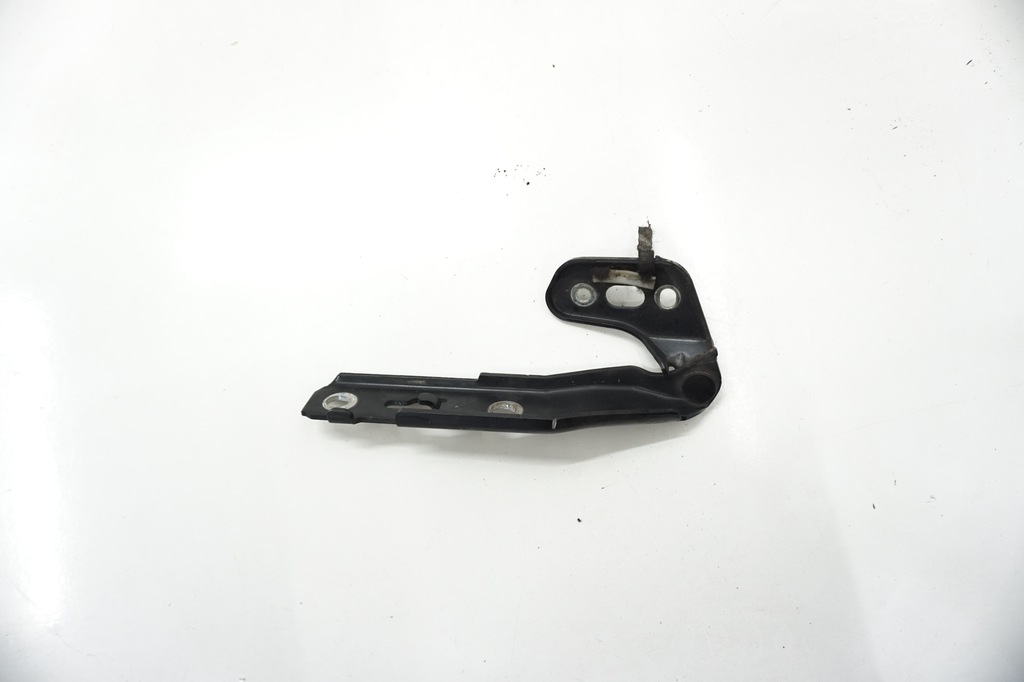 фото №1, Audi a6 c6 петля капот лівий lz9w 4f0823301