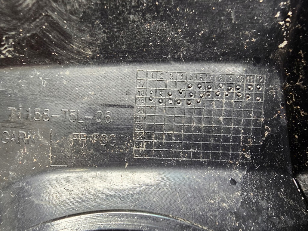 фото №10, Решётка средняя левая решётка радиатора бампера перед honda jazz iv lift 2017-2020