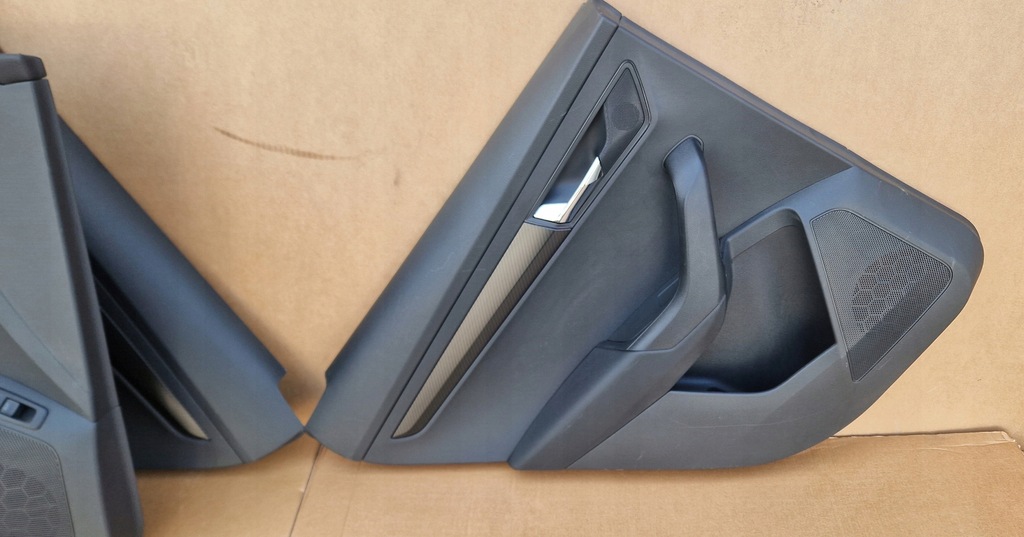 фото №7, Обшивки skoda karoq sportline led комплект jak nowe