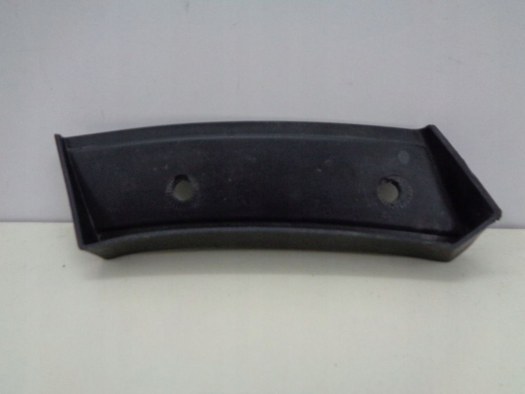 фото №1, Porsche boxter cayman 981 молдинг кронштейн