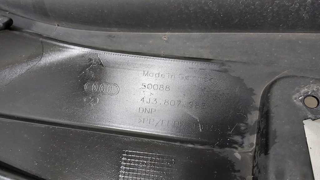 фото №7, Накладка диффузор задняя audi e-tron gt 4j3807983