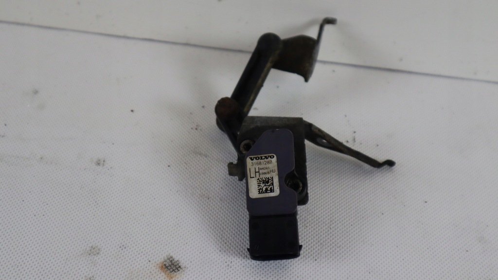 фото №5, Volvo v90 датчик вирівнювання світла лівий 31681287