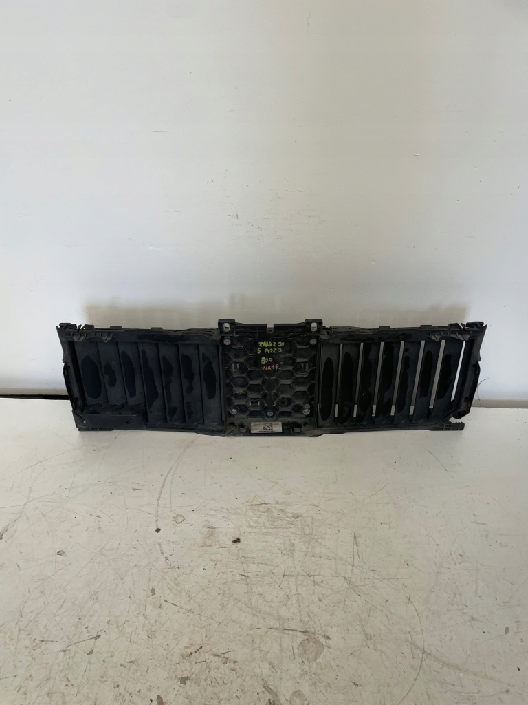 фото №1, Жалюзі повітропровід повітря mercedes s w223