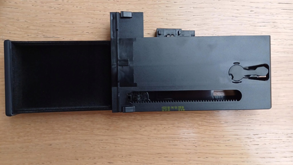 фото №1, 8e1941561c5pr бардачок оригінальний номер