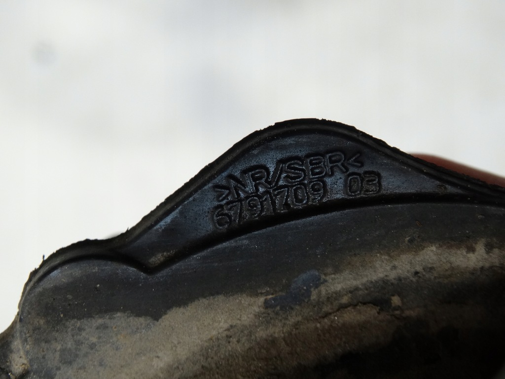 фото №7, Підкладка пружини підвіска задня bmw 1 f20 2.0d 2013r. 6791709