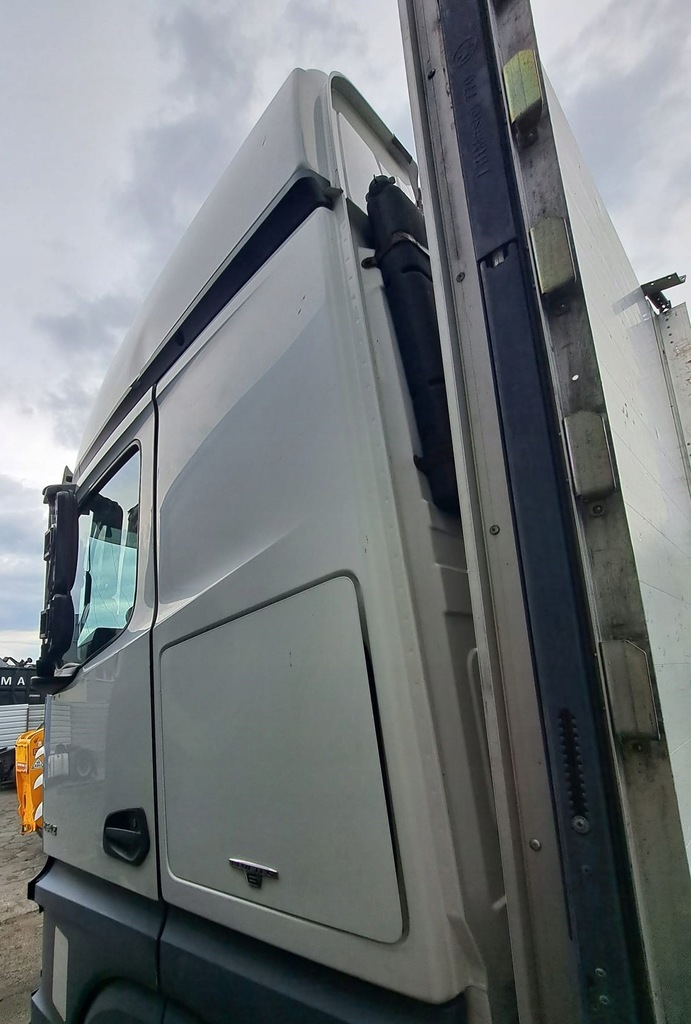 фото №6, Каркас кабины + дверь mercedes actros mp4 euro 6