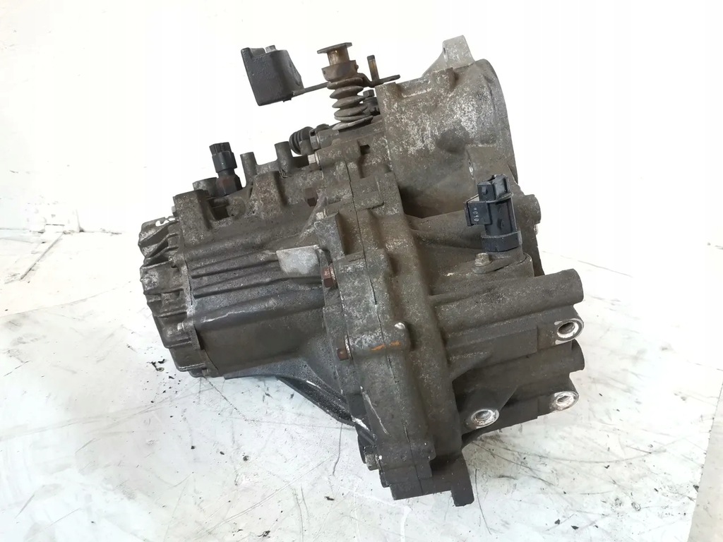 фото №11, Hyundai matrix механічна 5-ступенева коробка передач передач 1.6 бензин 76kw 103 hp