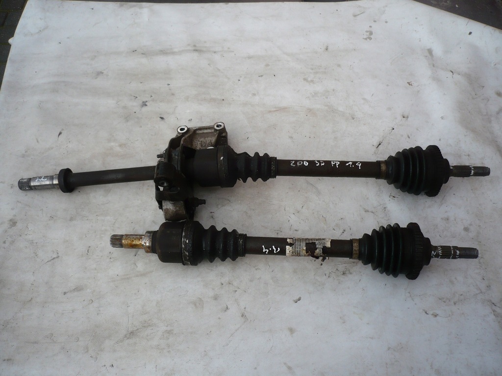 фото №1, Peugeot 206 1.4 b 8v привідний вал ліва короткий