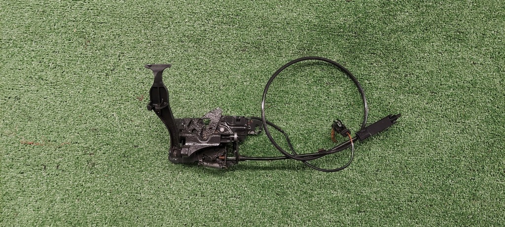 Купить Замок капот mercedes a-klasa w169 04-12 оригинал 1698800460