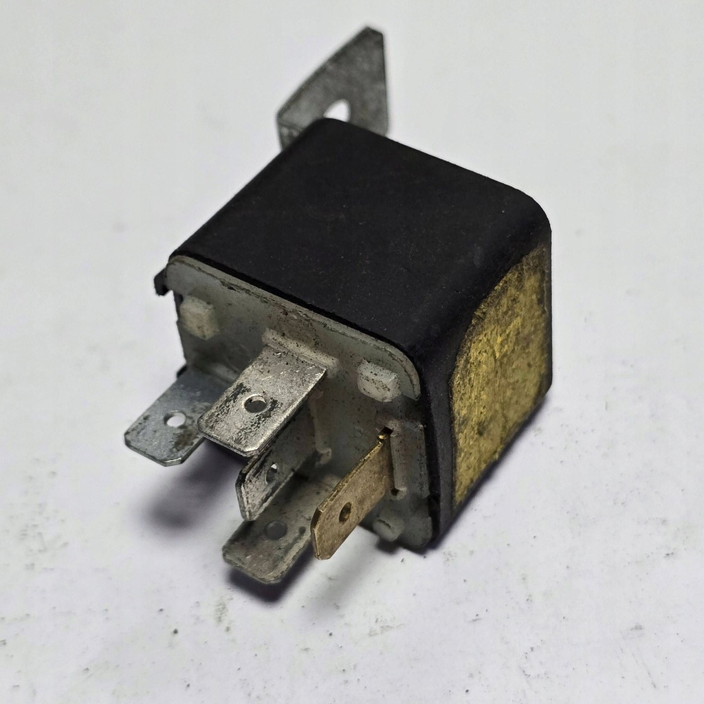 фото №1, Реле volvo s40 3085888787a