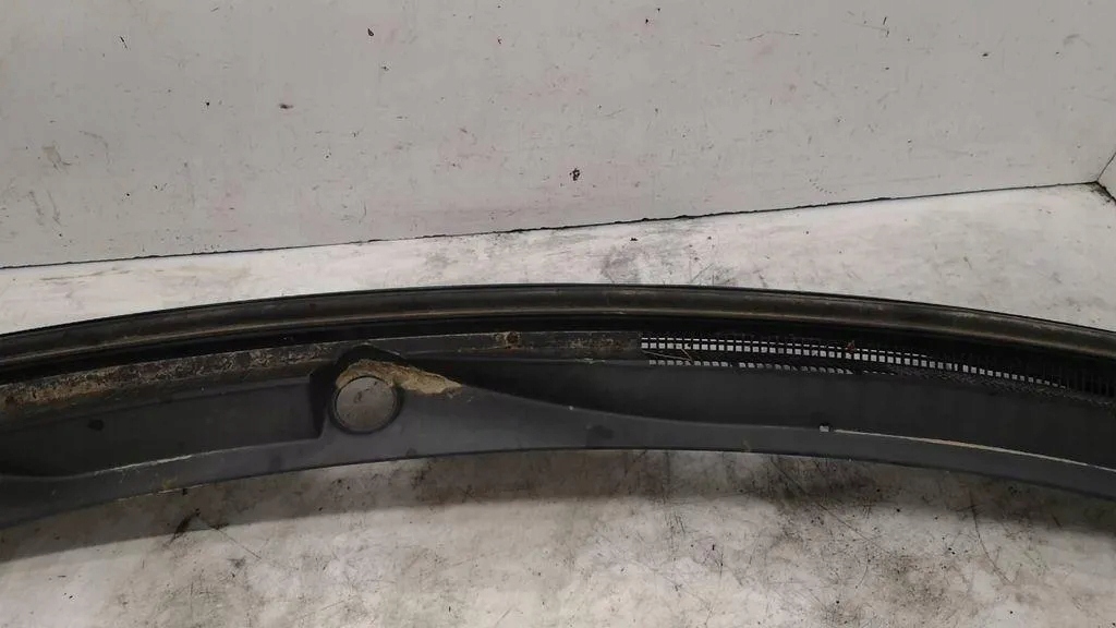 Пластик двірник передніх mitsubishi Київ