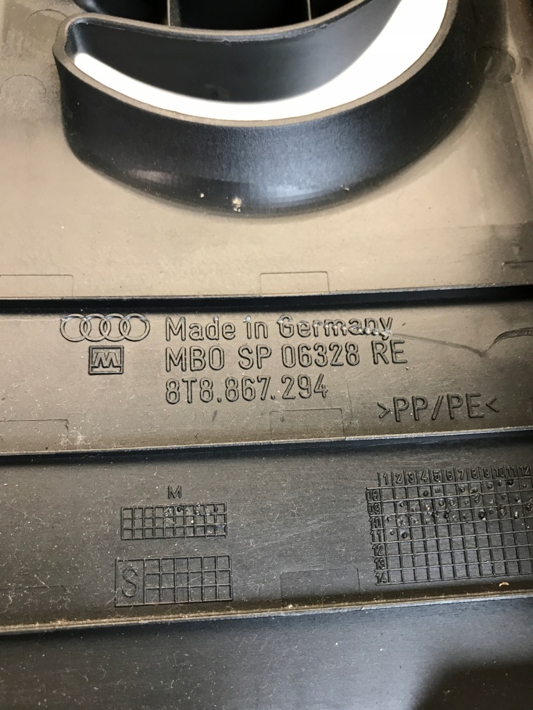 фото №4, Обивка потолочный слив audi оригинальный номер 8t8867294