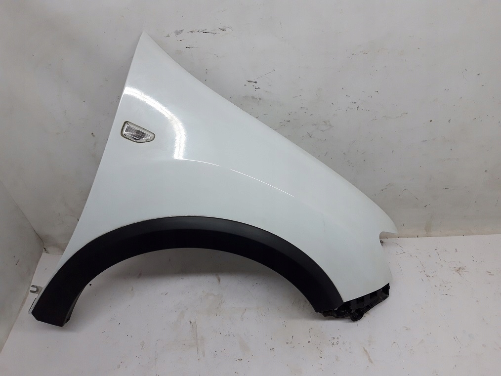 фото №1, Dacia sandero ii stepway 2012-16- крыло правый передний dv369